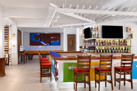 Grand Decameron Montego Beach, A Trademark All-Inclusive Resort, Lobby