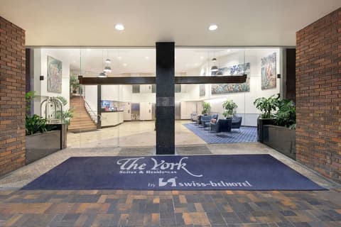 The York by Swiss-Belhotel International, Lobby