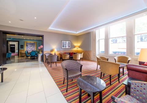 Doubletree by Hilton London Marble Arch, Lobby