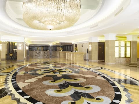 Okura Garden Hotel Shanghai, Interior entrance