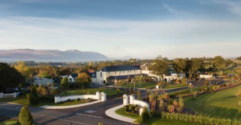 Ballygarry Estate Hotel & Spa, Front of property