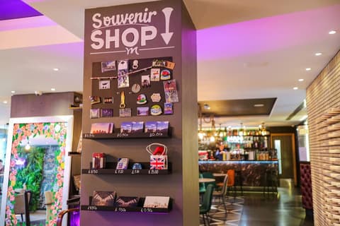 Mercure London Bridge, Reception