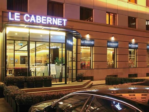 Novotel Beijing Peace, Restaurant