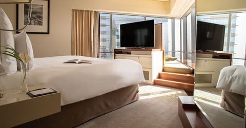 Jumeirah Emirates Towers Dubai, Room