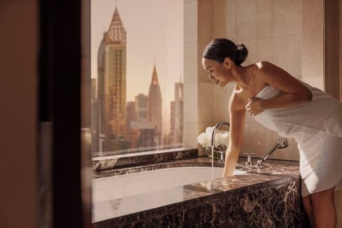 Jumeirah Emirates Towers Dubai, Room