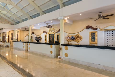 Iberostar Waves Punta Cana - All Inclusive, Lobby