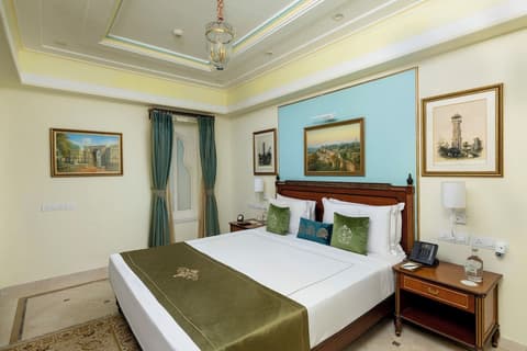Taj Fateh Prakash Palace, Room