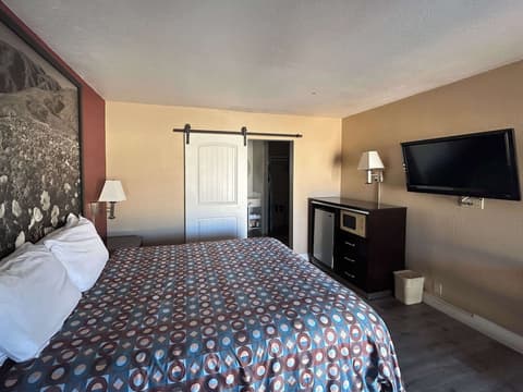 Motel 6 Pasadena, CA – Old Town Pasadena Area, Room