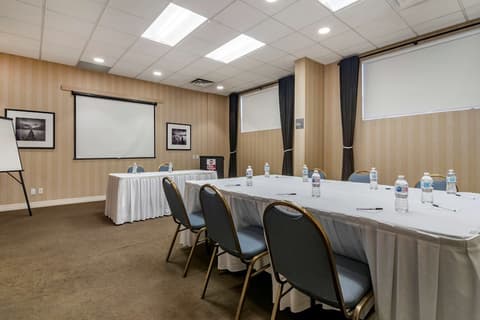 Best Western Plus Vancouver Airport Hotel, Meeting facility