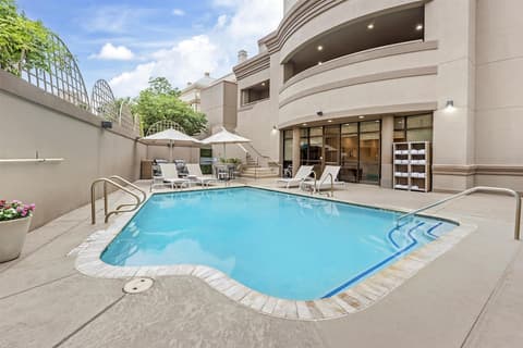 Sonesta ES Suites San Antonio Downtown Alamo Plaza, Pool