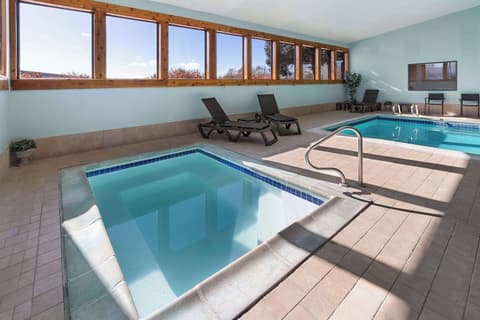 SYLO Hotel Denver Airport, a Ramada by Wyndham, Pool