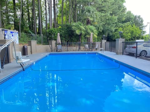 Best Western Kennesaw, Outdoor pool