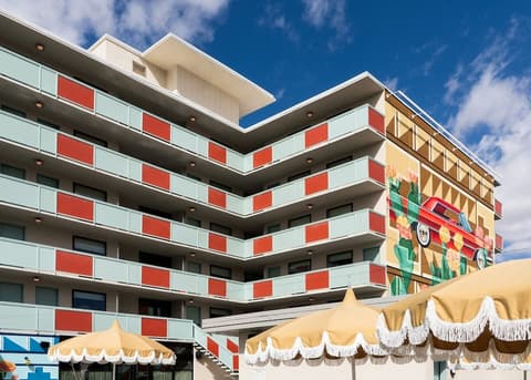 ARRIVE Albuquerque, Exterior