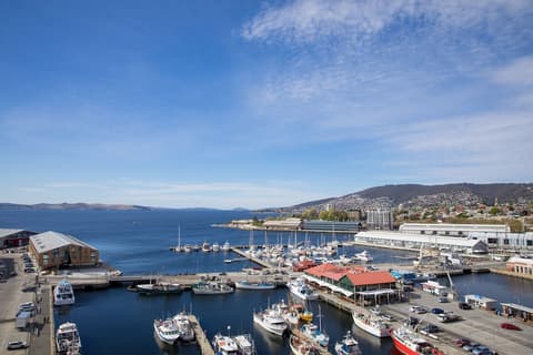 Hotel Grand Chancellor Hobart, View from room