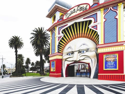 Mercure Welcome Melbourne, Miscellaneous