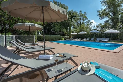 Mercure Cavaillon Hotel, Pool