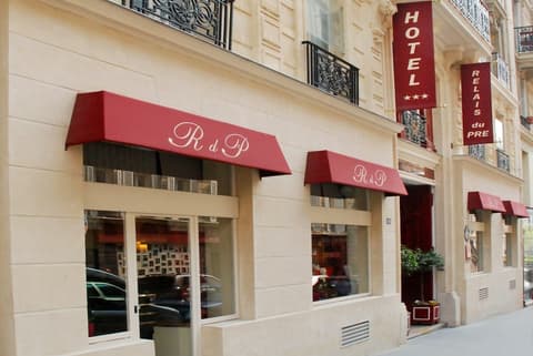 Relais du Pré, Property entrance