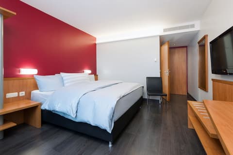 Hotel Wolfsburg Centrum, Affiliated by Meliá, Room