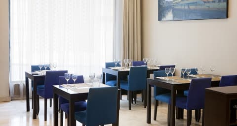 NH Bilbao Deusto, Dining