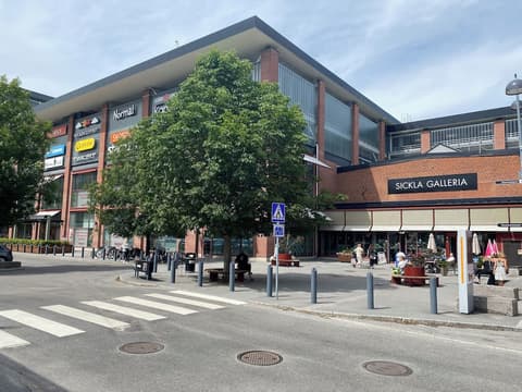 ProfilHotels Nacka, Property grounds