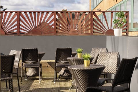 Crowne Plaza London Ealing by IHG, Property amenity