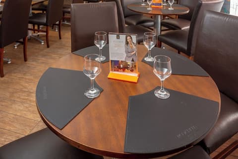 Roochelle Hotel by Nobile, Restaurant