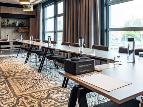 Novotel Paris 14 Porte d'Orléans, Miscellaneous