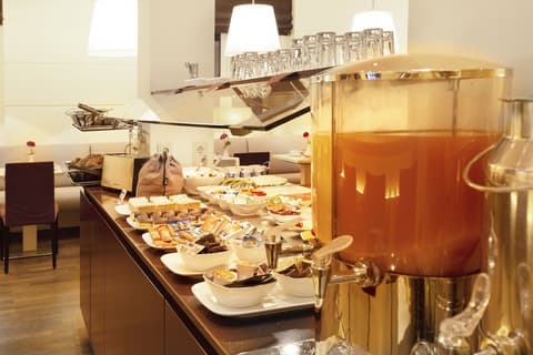 Hamburger Hof Hotel, Breakfast buffet