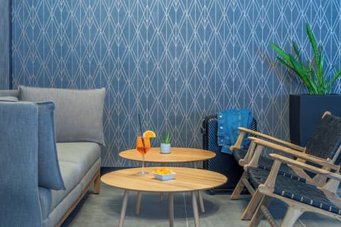 Hotel Oberhausen Neue Mitte Affiliated by Meliá, Lobby sitting area