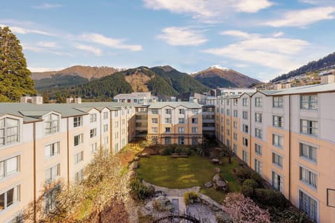 Millennium Hotel Queenstown, Courtyard