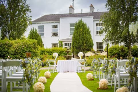 Castle Oaks House Hotel, Outdoor wedding area