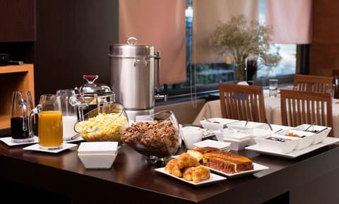 Bass Boutique Hotel, Breakfast buffet