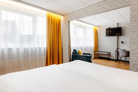 Hotel Metropol, Room