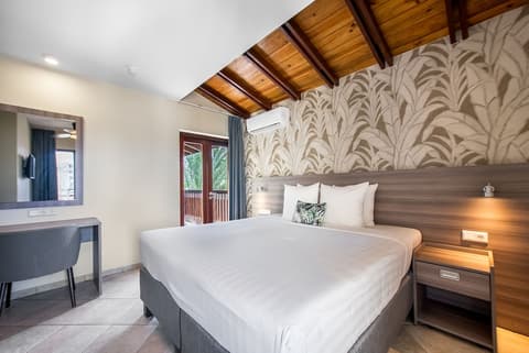 LionsDive Beach Resort, Room