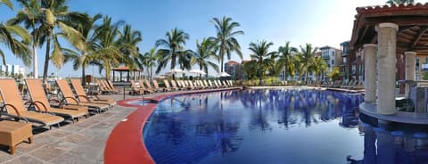 El Cid Marina Beach Hotel, Outdoor pool