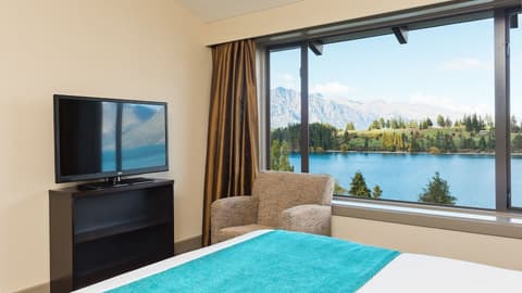 Copthorne Hotel and Resort Queenstown Lakefront, View from room