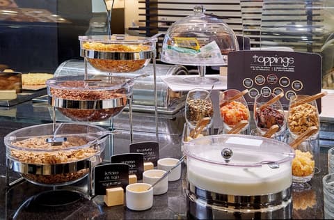 NH Ciudad de Valencia Hotel, Breakfast area