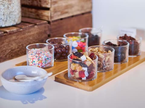 Mercure Barcelona Condor, Miscellaneous