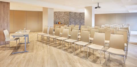 NH Imperial Playa, Meeting facility