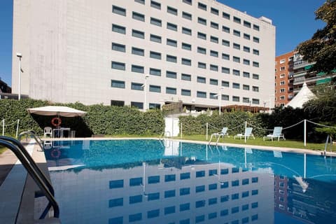 NH Madrid Ventas, Pool