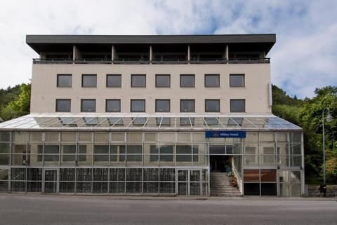 Thon Partner Hotel Måløy, Exterior