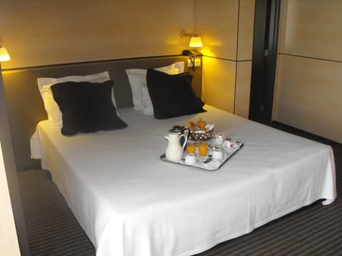 Axis Vermar Conference & Beach Hotel, Room