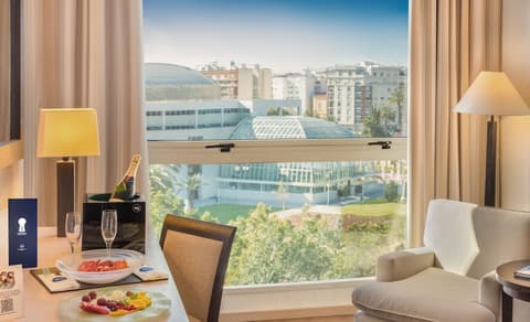 SH Valencia Palace Hotel, Room