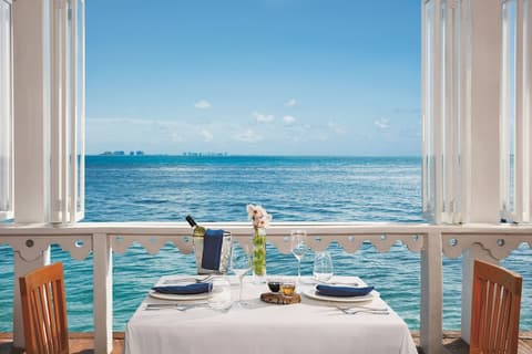 Zoëtry Villa Rolandi Isla Mujeres Cancun, 