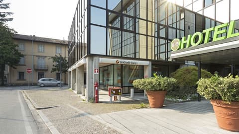 B&B Hotel Mantova, Property entrance