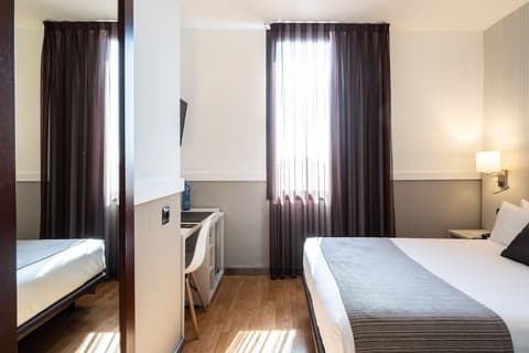 Catalonia Gran Hotel Verdi, Room