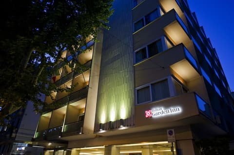 Hilton Garden Inn Rome Claridge, Front of property - evening/night