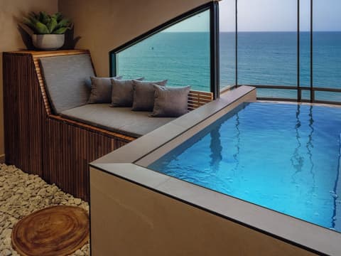 Aire de O:live, Terrace/patio