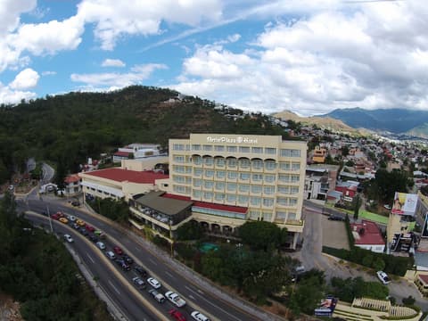 Hotel Fortin Plaza, Aerial view