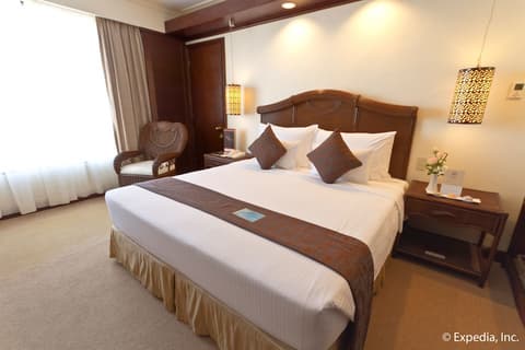 Waterfront Airport Hotel & Casino, Room